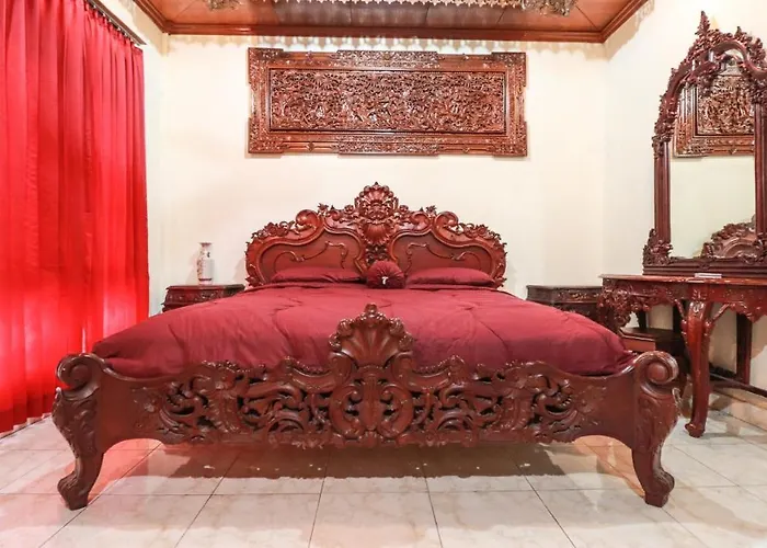 Mia Legian